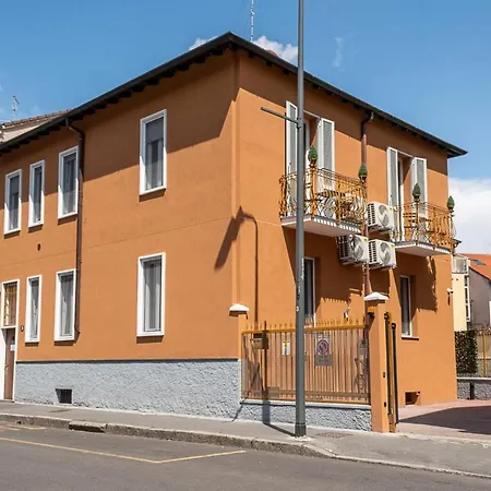 Leader 3 - Monzino - Hockey Msg Arena - Linate - Apartmán *